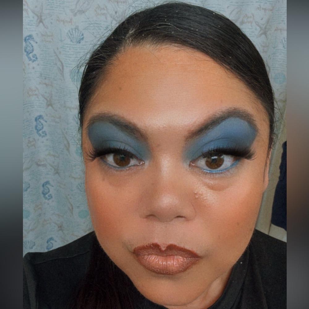 ** 1 LEFT** ๐๐ IN THE SHADOWS FROST a MAC EYE SHADOW. RETAIL $25. **NEW. - Picture 5 of 10